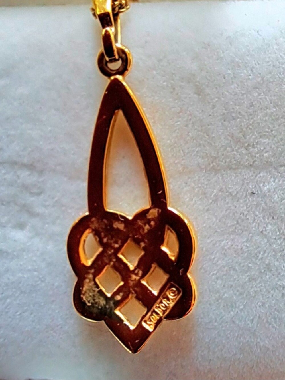 Solvar Ireland Celtic Knot Heart Pendant Necklace 18K Gold Plated 18" Chain - Picture 3 of 5